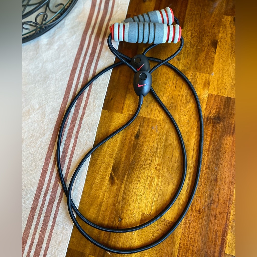 EUC Nike Medium Resistance Band